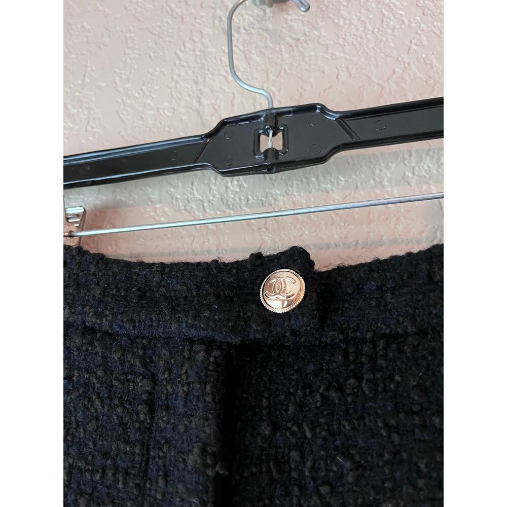 Chanel Wool Mini Tweed Short Silk Lined Logo 36 FR 4 Black Designer High Waist - Picture 4 of 12